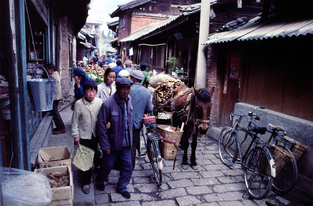 Gadebillede fra Lijiangs ældgamle bydel