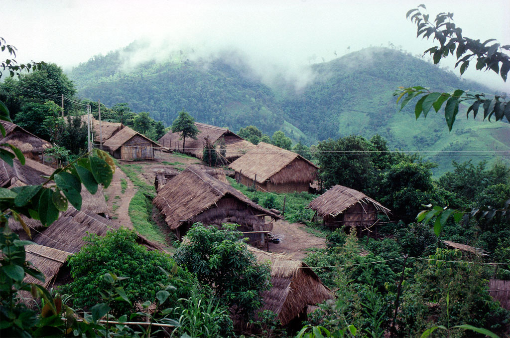 Akha landsby i det nordlige Thailand