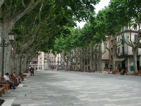 Town square in Figueres
